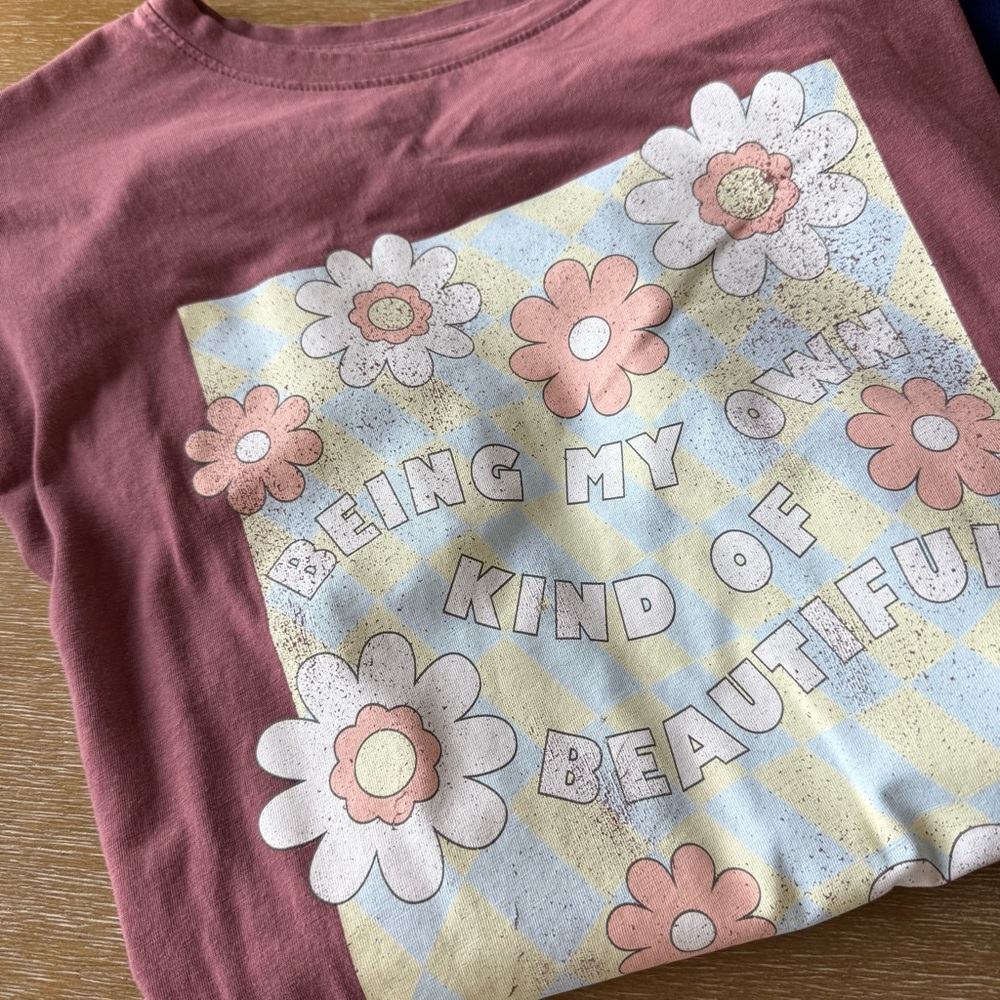 Two tees - Picture 3 of 9